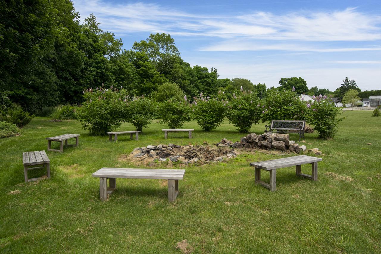 Captain Grant'S Poquetanuck Exterior photo